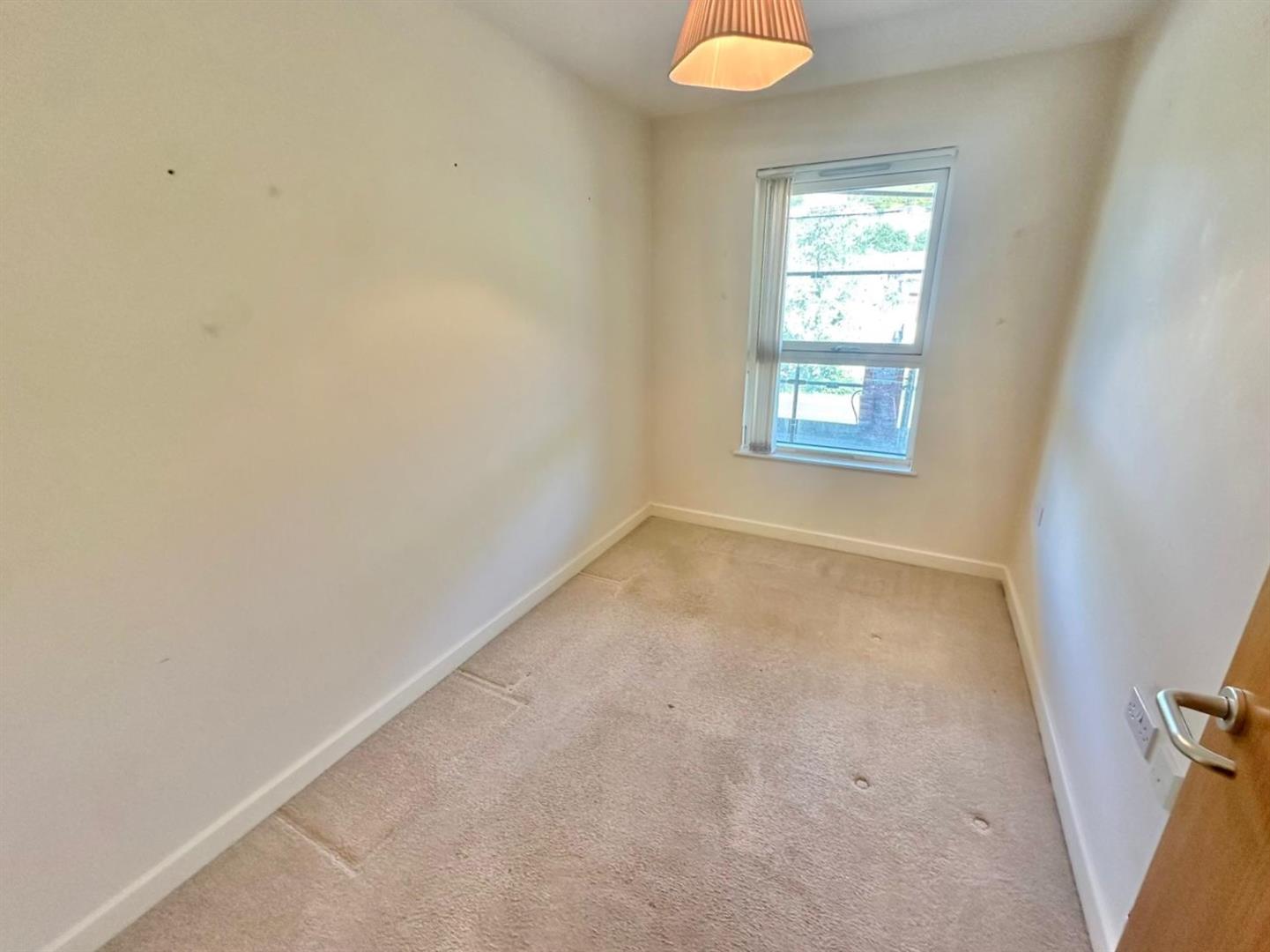 Lamberts Road, Swansea, SA1 8QW